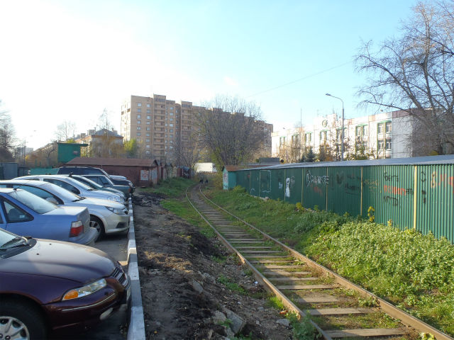 �ߏ��𑖂�ݕ���