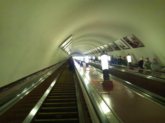 �����̒��������G�X�J���[�^�[������āc