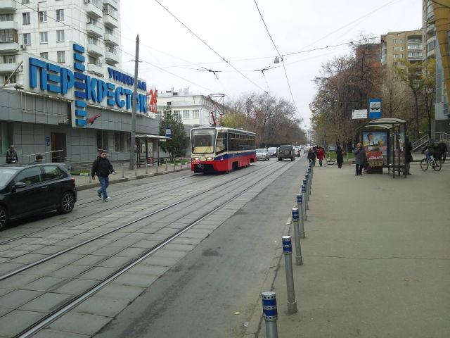 �g�����̐��H�����ɕ���