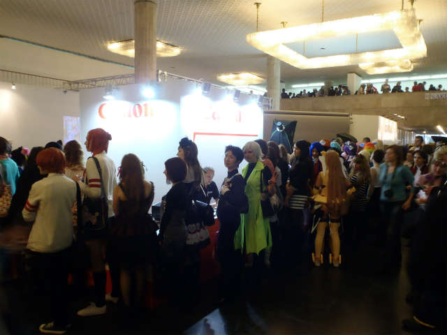 ��ꒆ�ɃR�X�v���C���[��