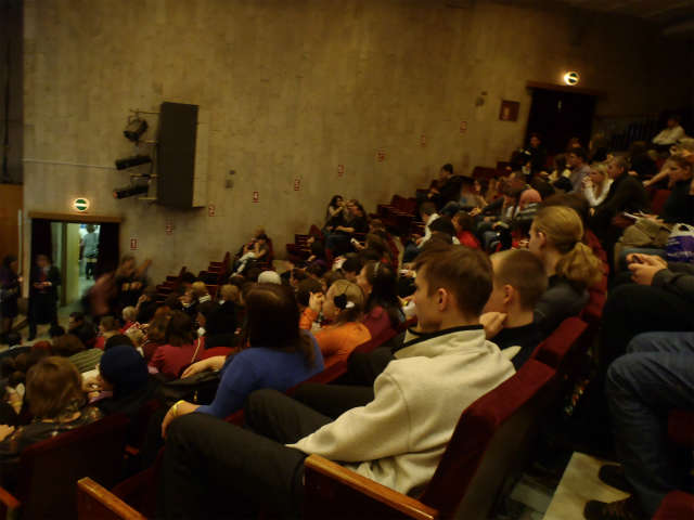 �u��������I�v��f���T���ďW�܂����l�X