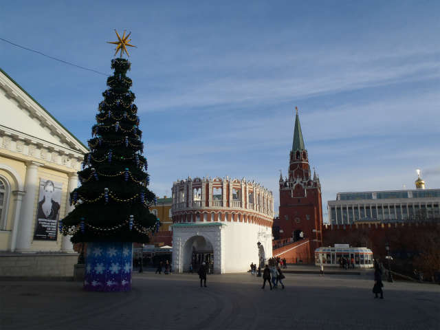 �N���������̓����Ɍ��N���X�}�X�c���[