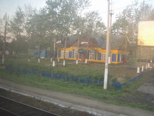 ���Ă̍����̉w�A�|�y�W�m�i�Óԁj