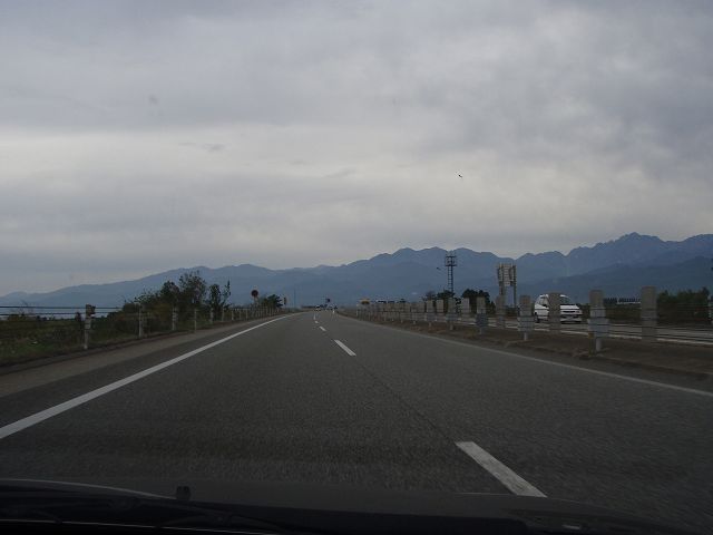 �k�������s�� �x�R�̃V���{���A���R�A��