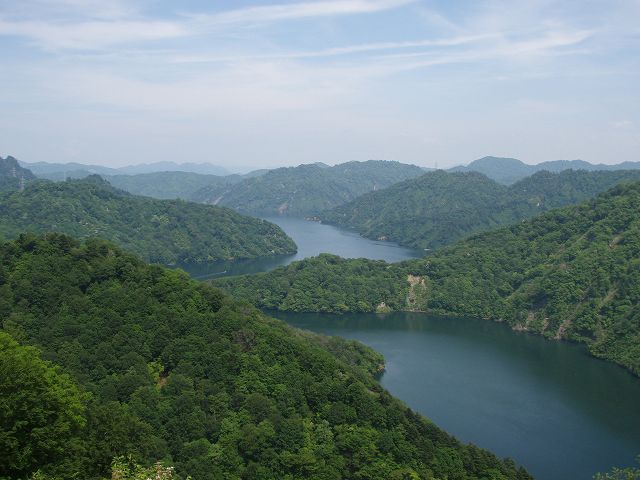 �c�q�q�΂���]