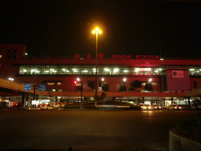 ���ɓ���