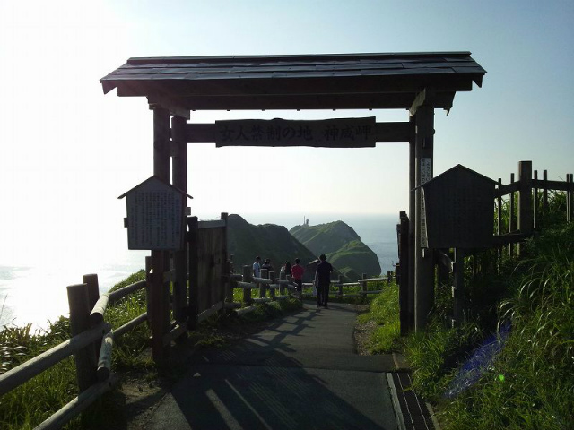 ���������͂��ď��l�֐��������Ƃ���