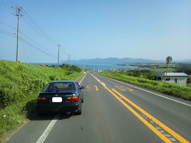 �����c���Ɍ�������