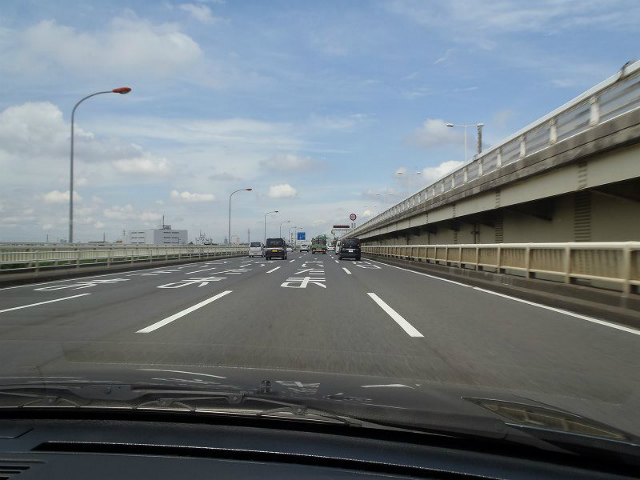 �܂��͍�ʕ��ʂ�