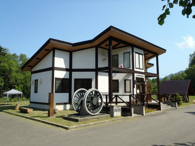 �f���̓S���L�O��