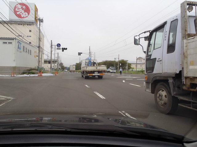 �M�������Ă��邹�����A�x������ʐ��������Ă���