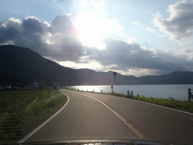 �ΔȂ̓����̂�т�Ƒ���