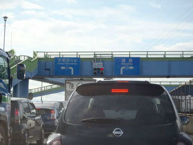 �F�s�{�s��