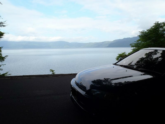 �ΔȂ̓��͎��܌ΖʃM���M���𑖂�