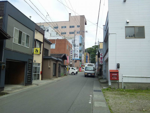 �����C����̃��C���X�g���[�g�@������܂�Ƃ��ĐÂ��ȗ��يX