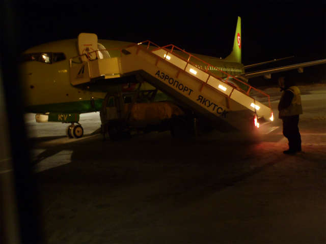 �^���b�v�Œn��ɍ~�낳���