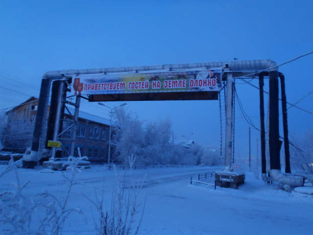 �����ǂ�R���ǂ͒n�\��ʂ��Ă���