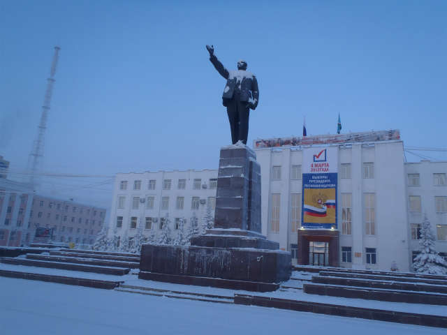 ����Ƃ̎v���Ń��[�j���L��ɒH�蒅��