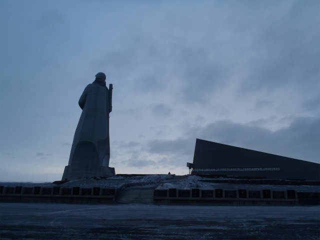 �����}���X�N�̃V���{���A�A�����[�V����