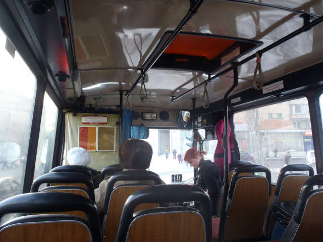 �o�X�ԓ��ɂ�