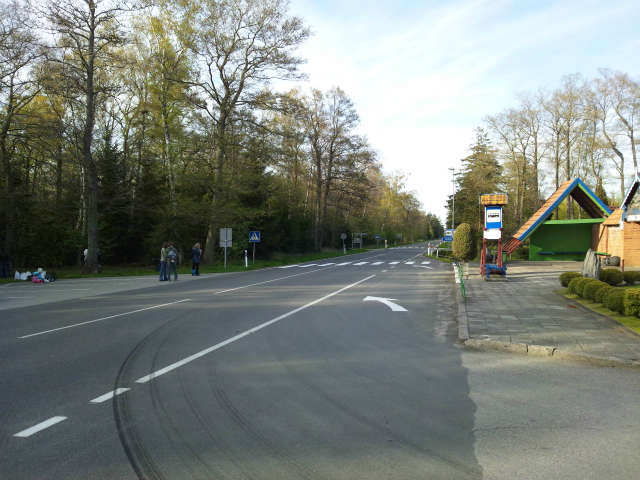 �o�X��ŃJ���[�j���O���[�h�s���̃o�X��҂�