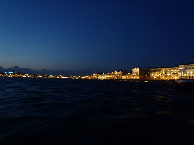 �l���@��ɓ��B