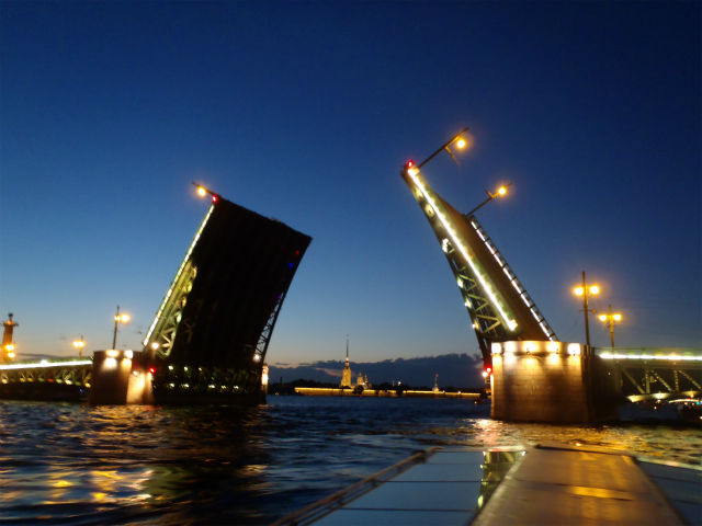 ���S�ɏオ��؂�����