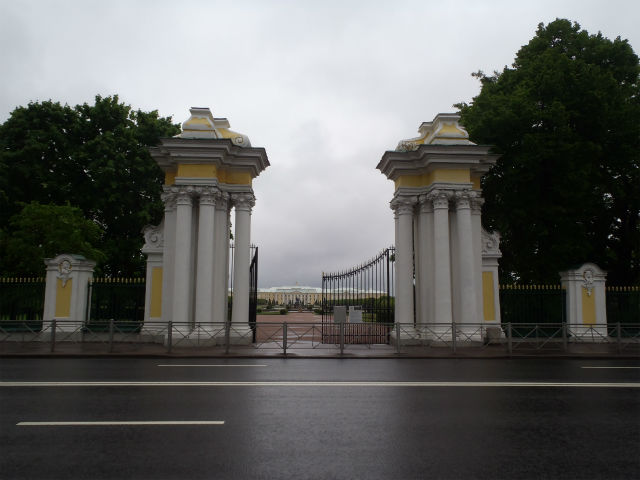 �y�e���S�[�t�A��̒뉀�ւ̓���