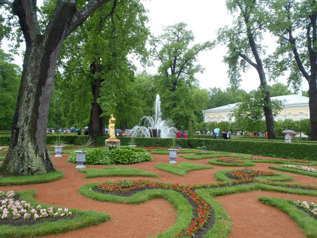 ���������łȂ��A�A�͂��Y��ɐ������Ă���