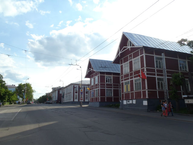 �k���̕��͋C�������錚�����U�݂���