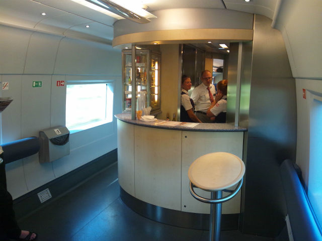 �r���b�t�F������