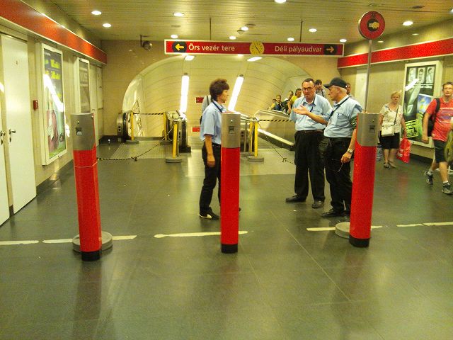 �����ł��̌��D�@���D�ő҂��\���Ă��āA�L���Ȑؕ��������Ȃ���Δ���