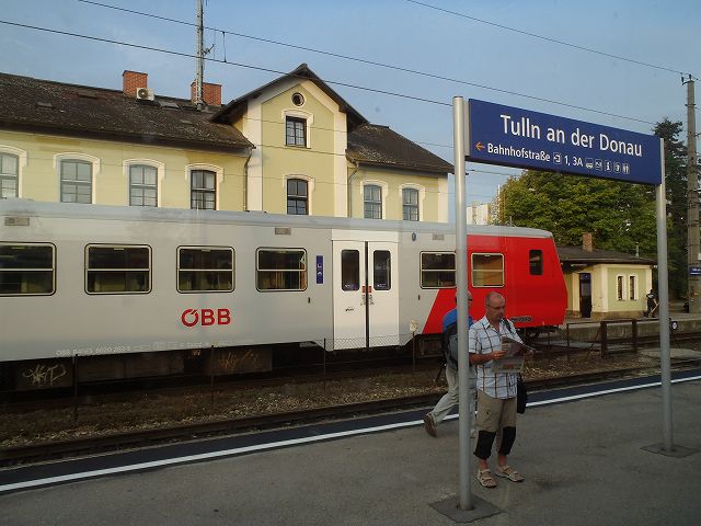 �h�i�E(Donau)��̉����H