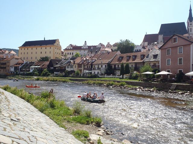 ���s�X�̓����_���@��ɕ������悤�ɍL�����Ă���