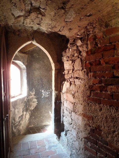 �U�b�U�b�U�i�h���N�G���Ɂc�K�i�����鉹�j