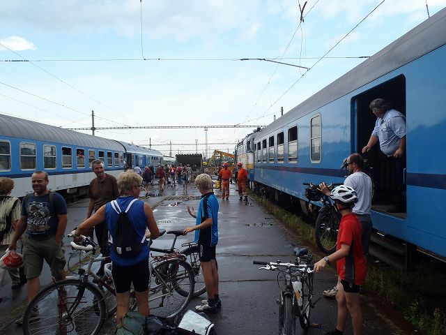 �`�F�X�P�[�E�u�f�B�F�����B�c�F���@�T�C�N���g���C���̓��[���b�p�ł͓�����O�H