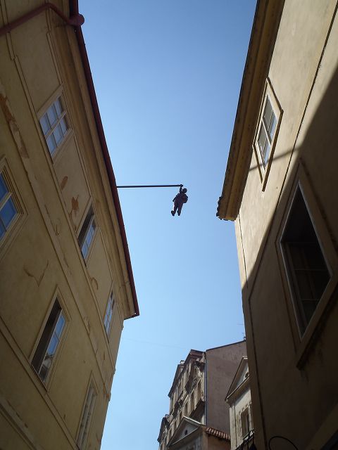 ����͉����낤�c