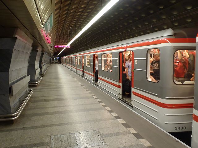 �w�̑�����ԗ����\�A��