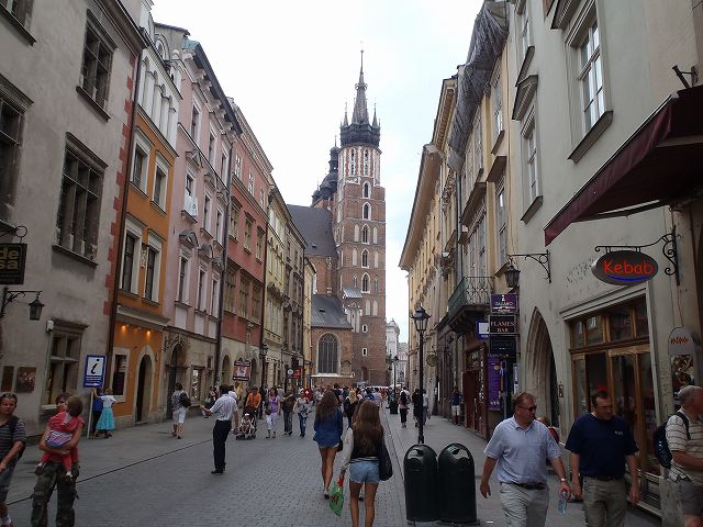 �t�����A���X�J�ʂ������Ē����L���