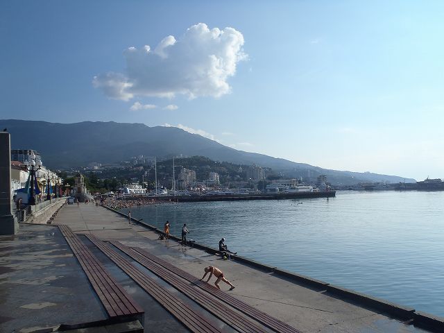 �R�ƊC�̃R���g���X�g���Y��