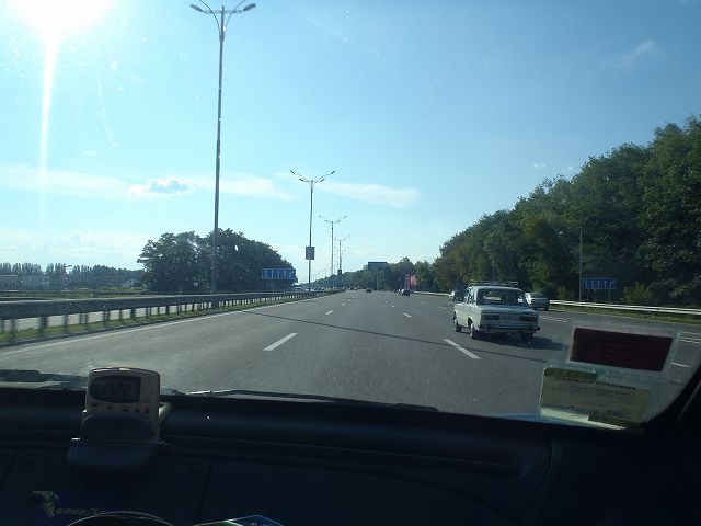 �����̃^�N�V�[�Ńn�C�E�F�[���΂�