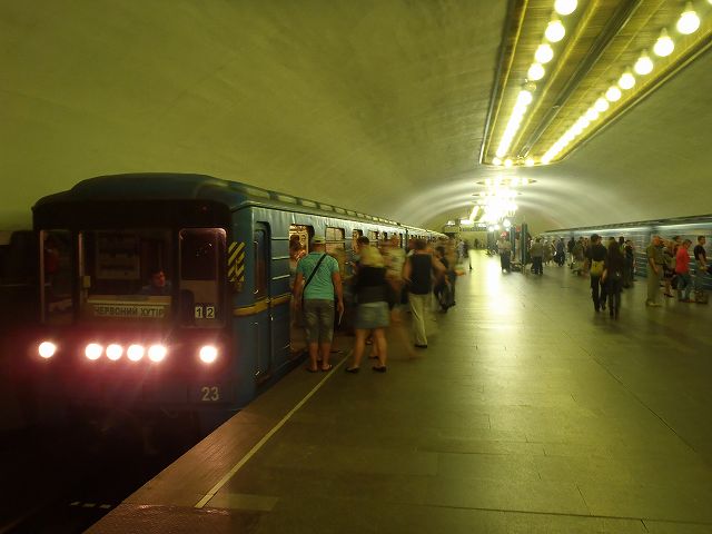 �ԗ����w�̕��͋C�����V�A�Ɠ���